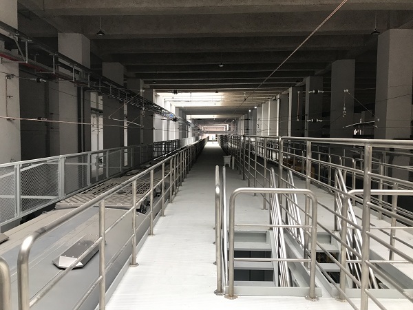 喜有沃與中鐵建合作深圳地鐵304不銹鋼管護(hù)欄項目